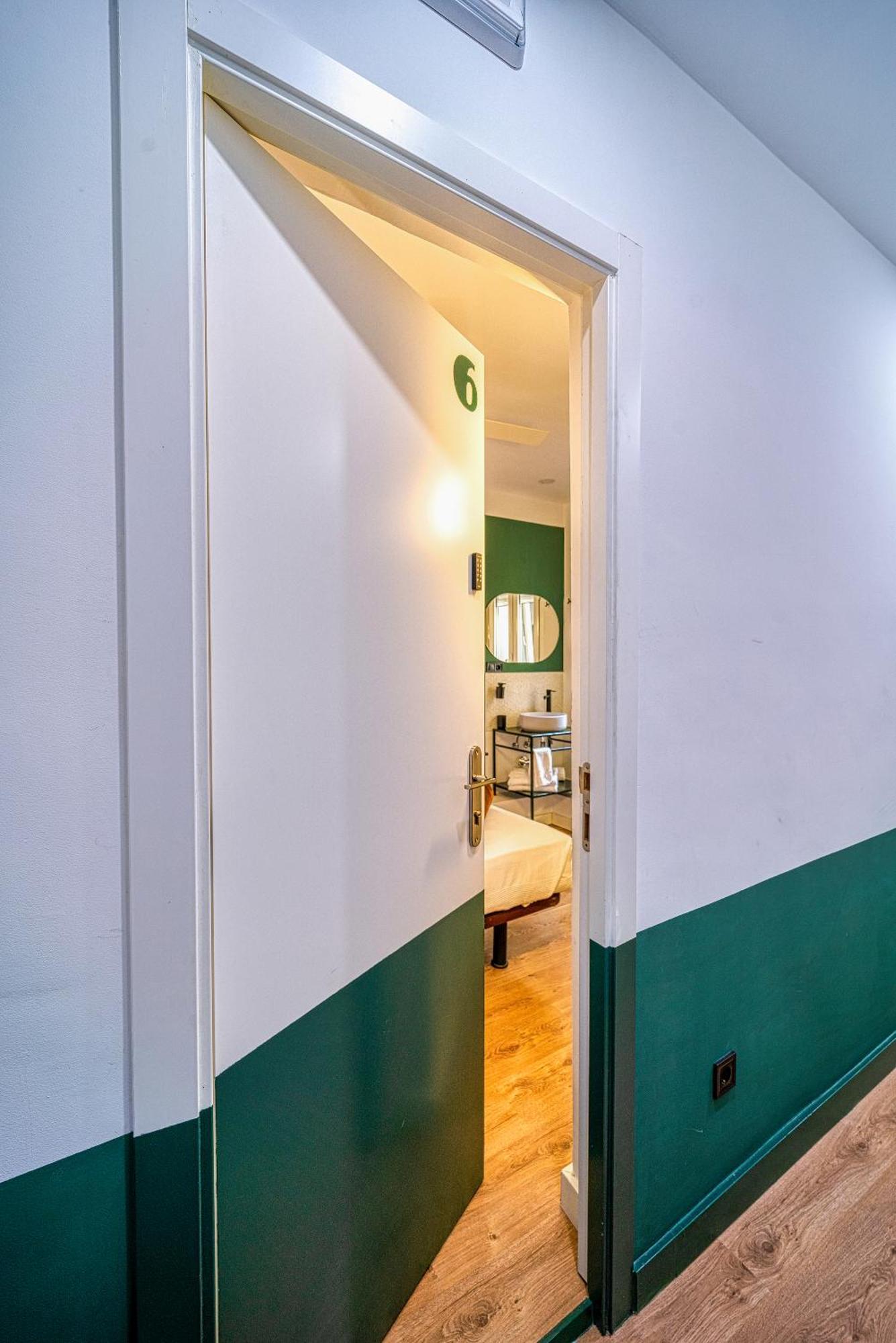 Angelitomad Hotel Madrid Eksteriør billede