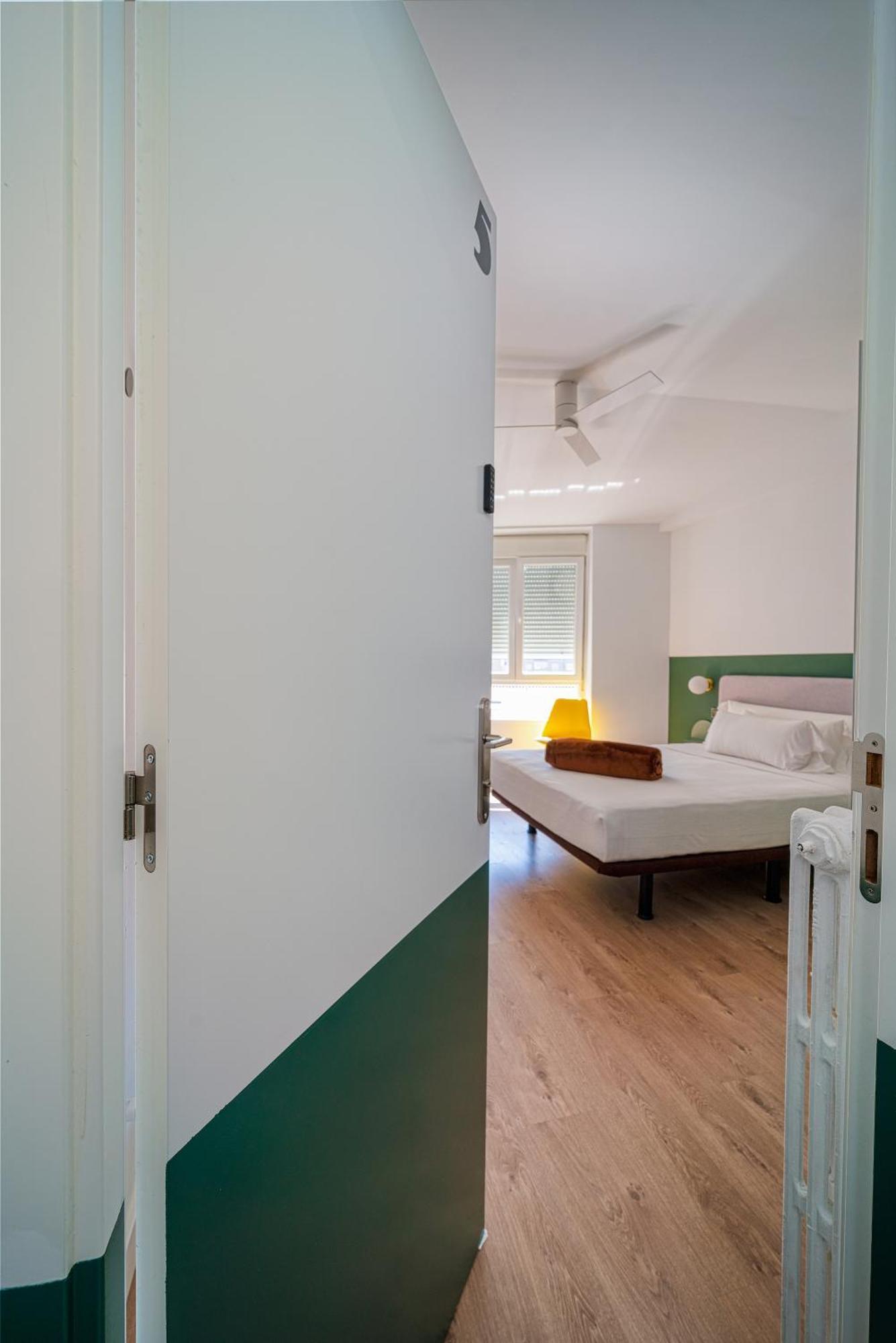 Angelitomad Hotel Madrid Eksteriør billede